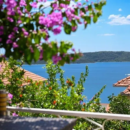 Apartment With Parking Space - 24144 Trogir